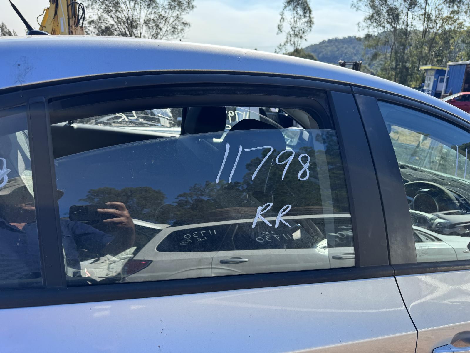 View HOLDEN CRUZE 2010 4 Door Sedan Breaking