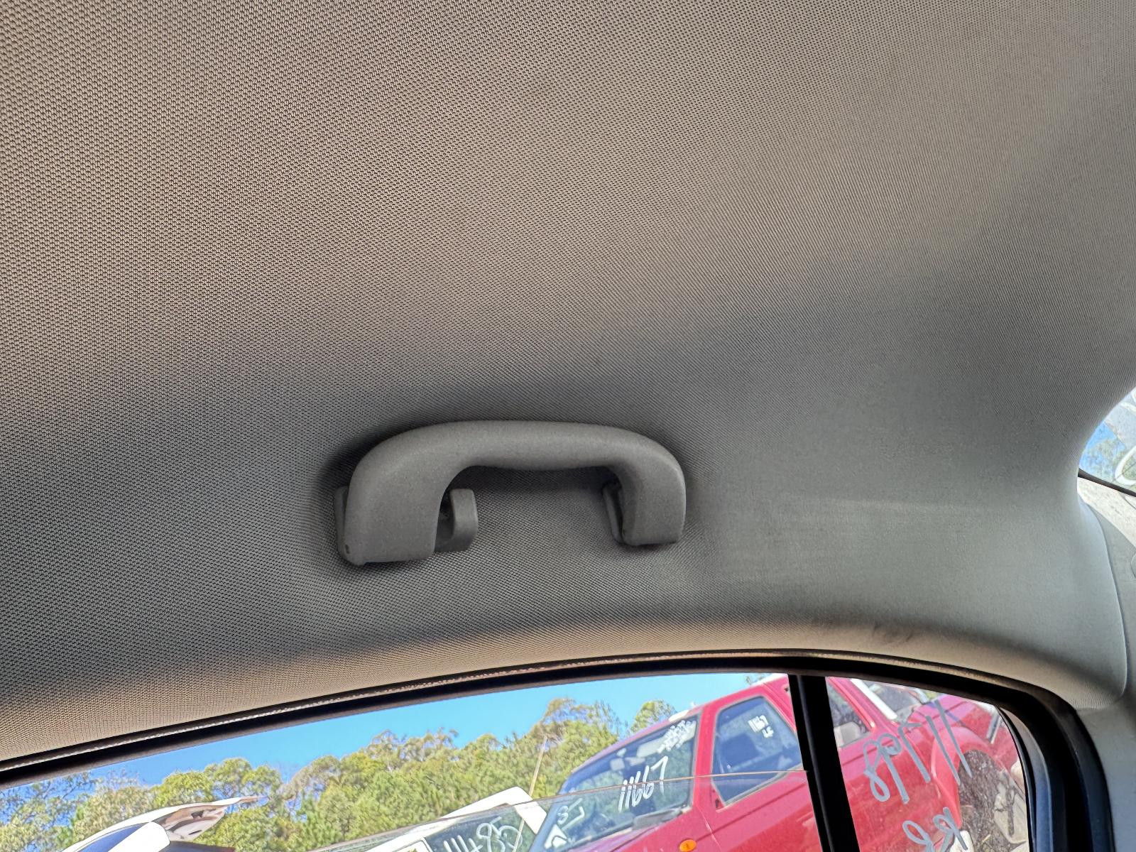 View HOLDEN CRUZE 2010 4 Door Sedan Breaking