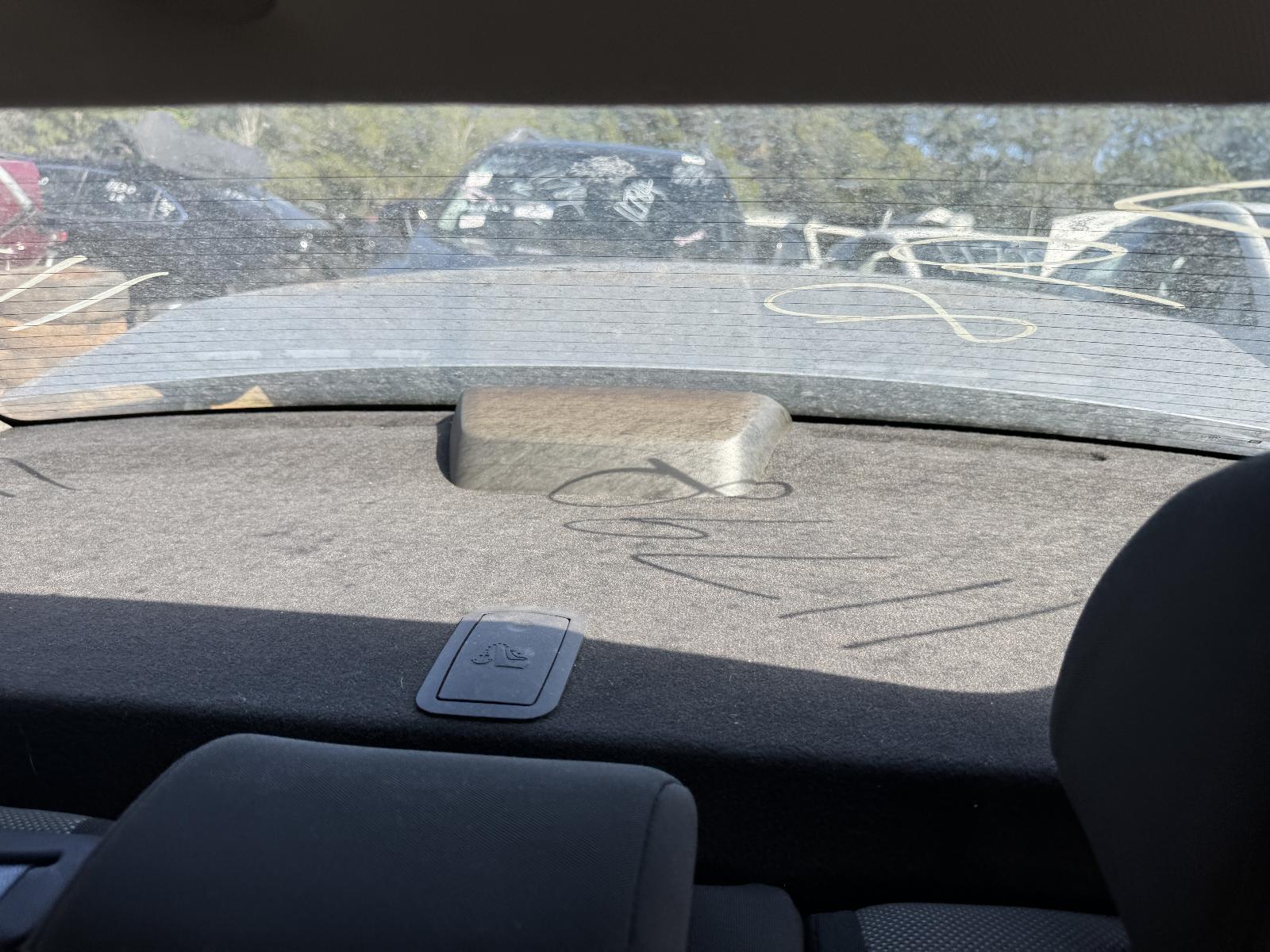 View HOLDEN CRUZE 2010 4 Door Sedan Breaking