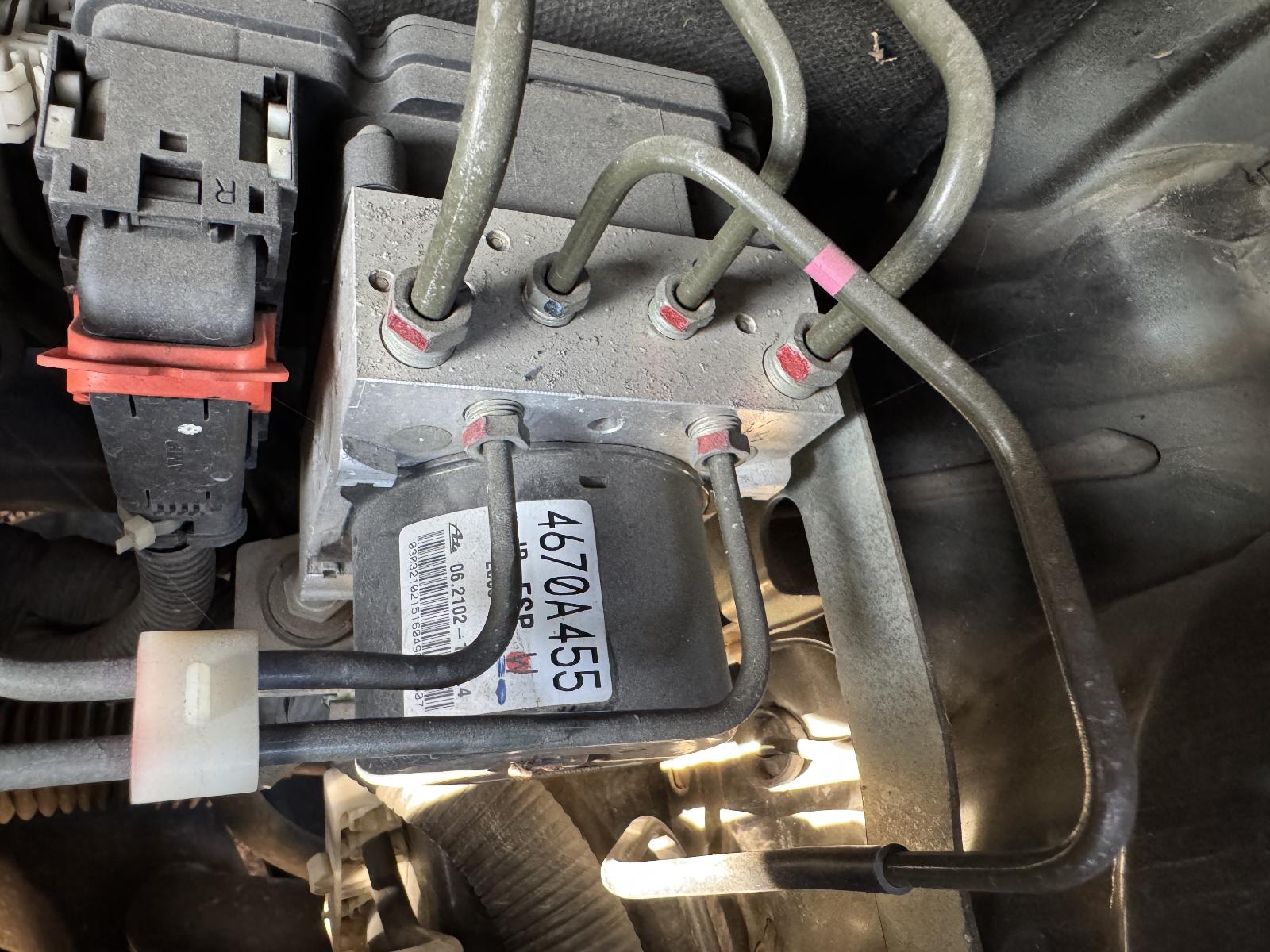 View Auto part Engine MITSUBISHI OUTLANDER 2010
