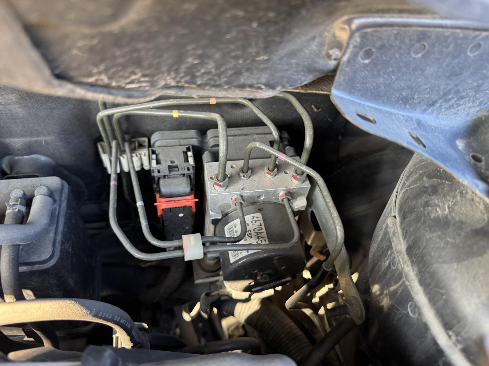 View Auto part Engine MITSUBISHI OUTLANDER 2010