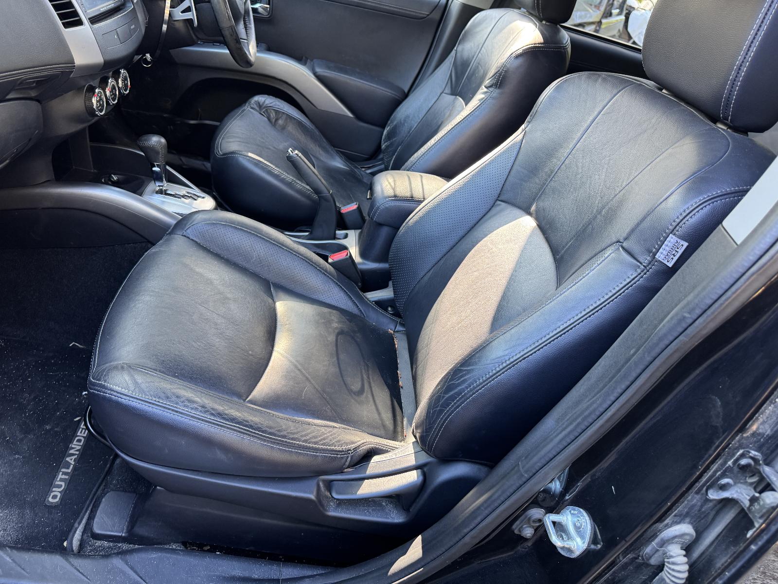 View Auto part Engine MITSUBISHI OUTLANDER 2010