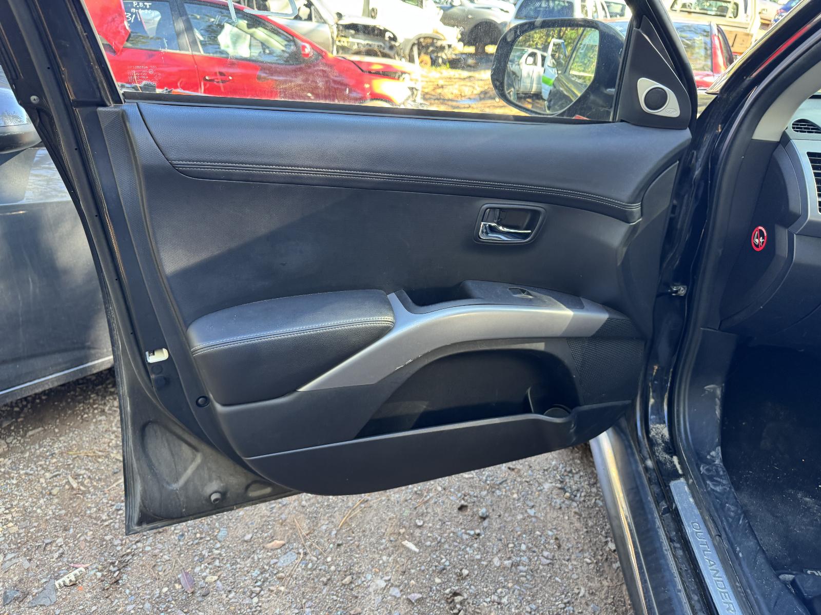View Auto part Engine MITSUBISHI OUTLANDER 2010