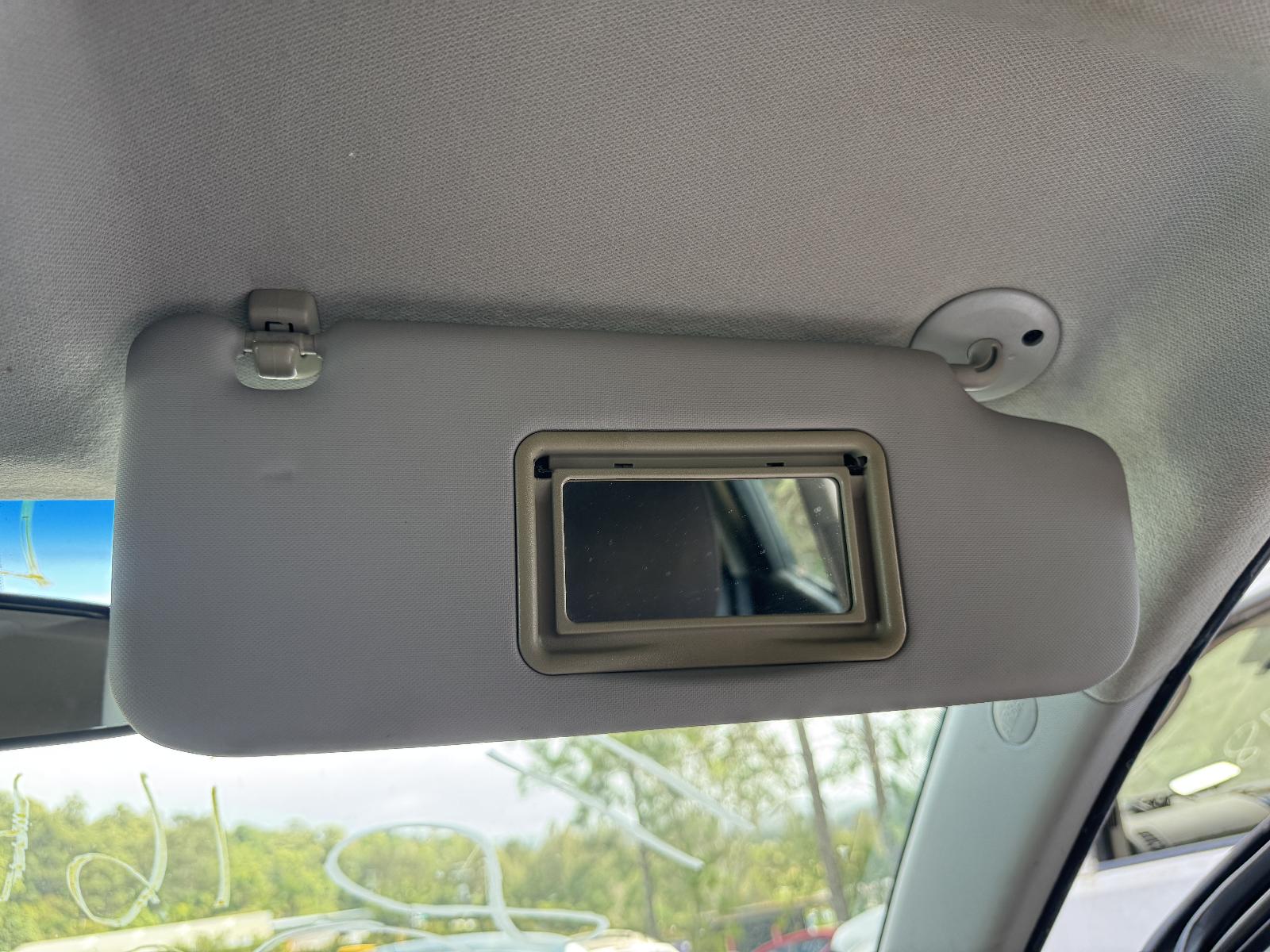 View HOLDEN BARINA 2016 5 Door Hatchback Breaking