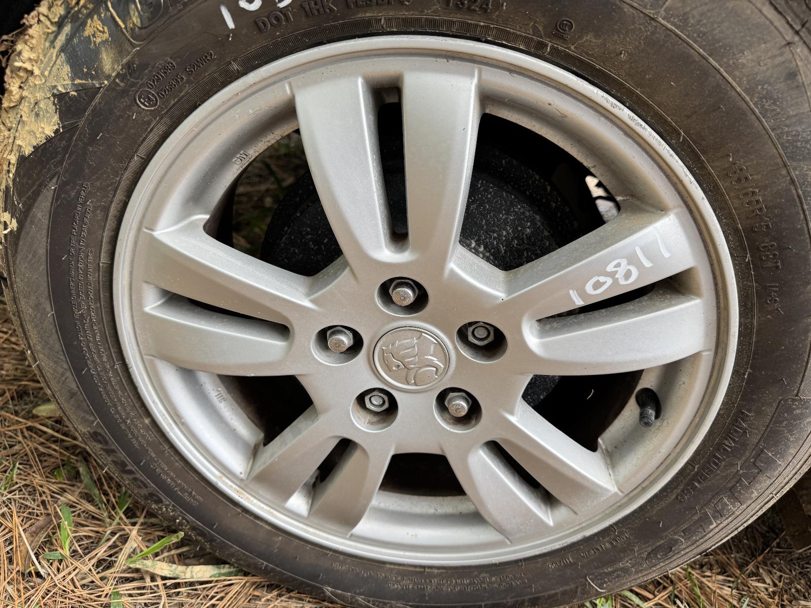 View HOLDEN BARINA 2016 5 Door Hatchback Breaking