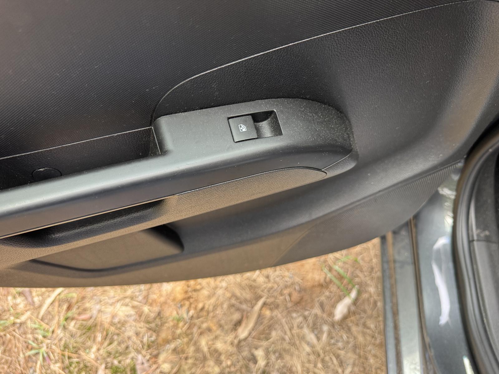 View HOLDEN BARINA 2016 5 Door Hatchback Breaking