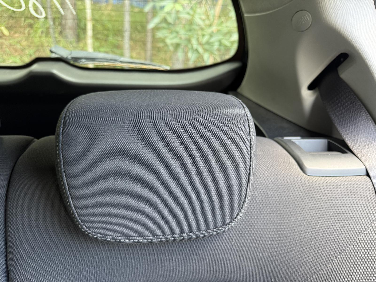 View HOLDEN BARINA 2016 5 Door Hatchback Breaking