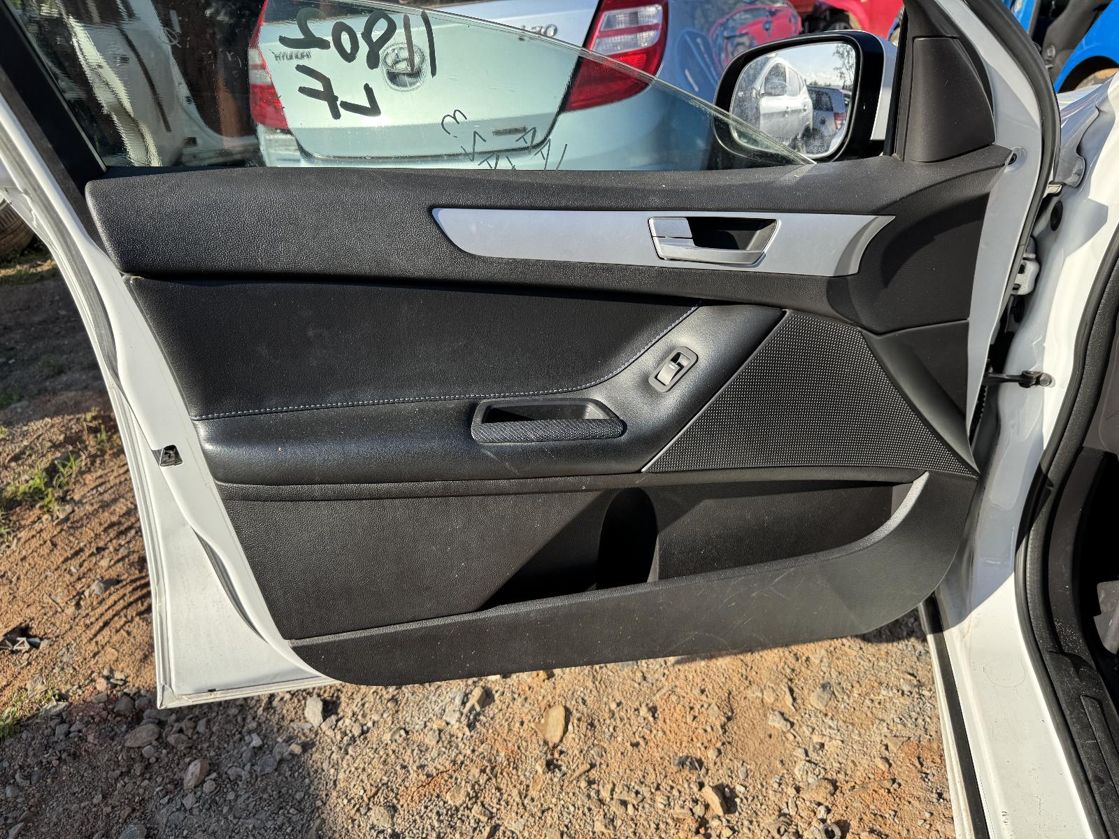 View Auto part Engine FORD FALCON 2011