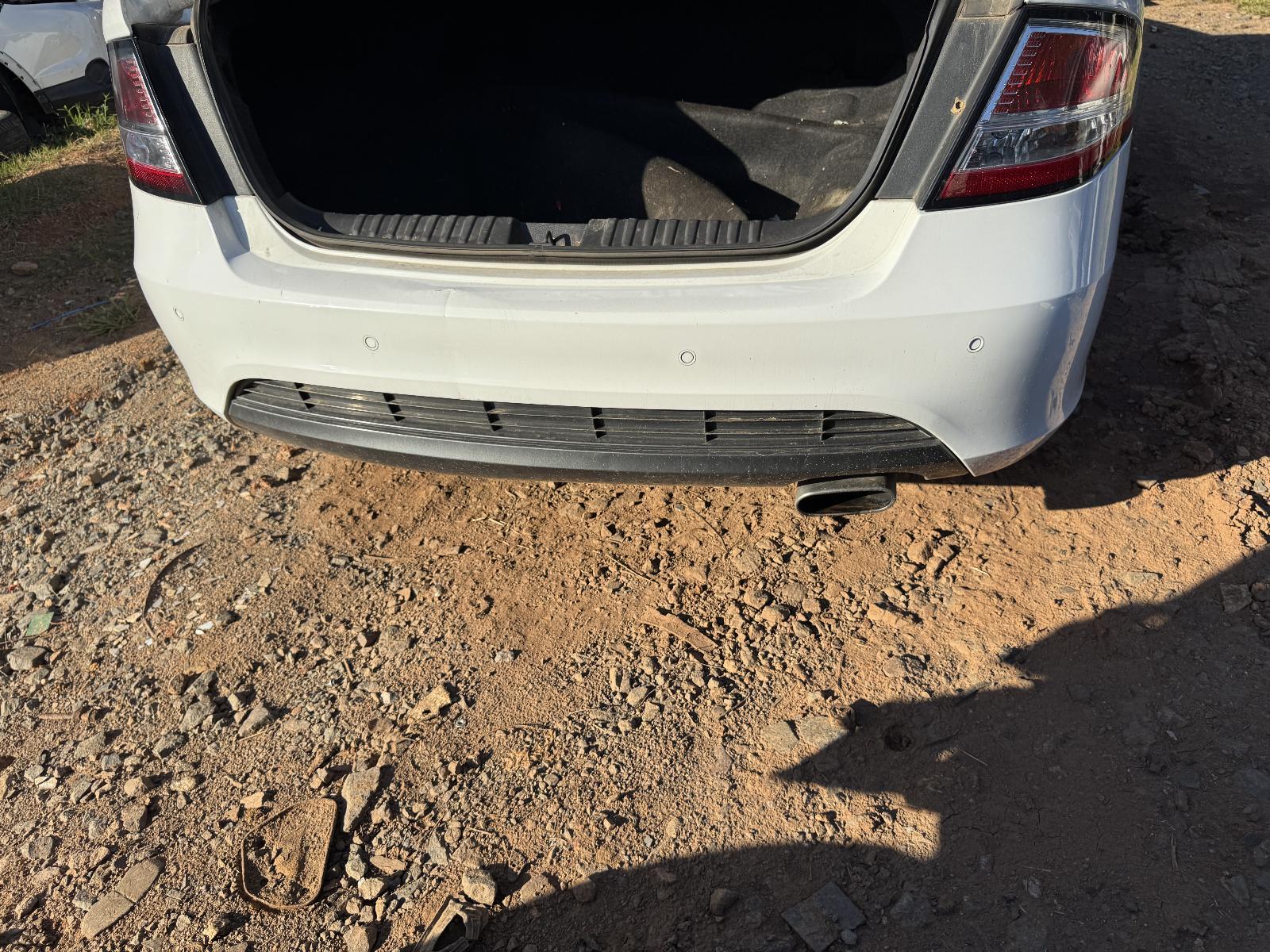View Auto part Engine FORD FALCON 2011