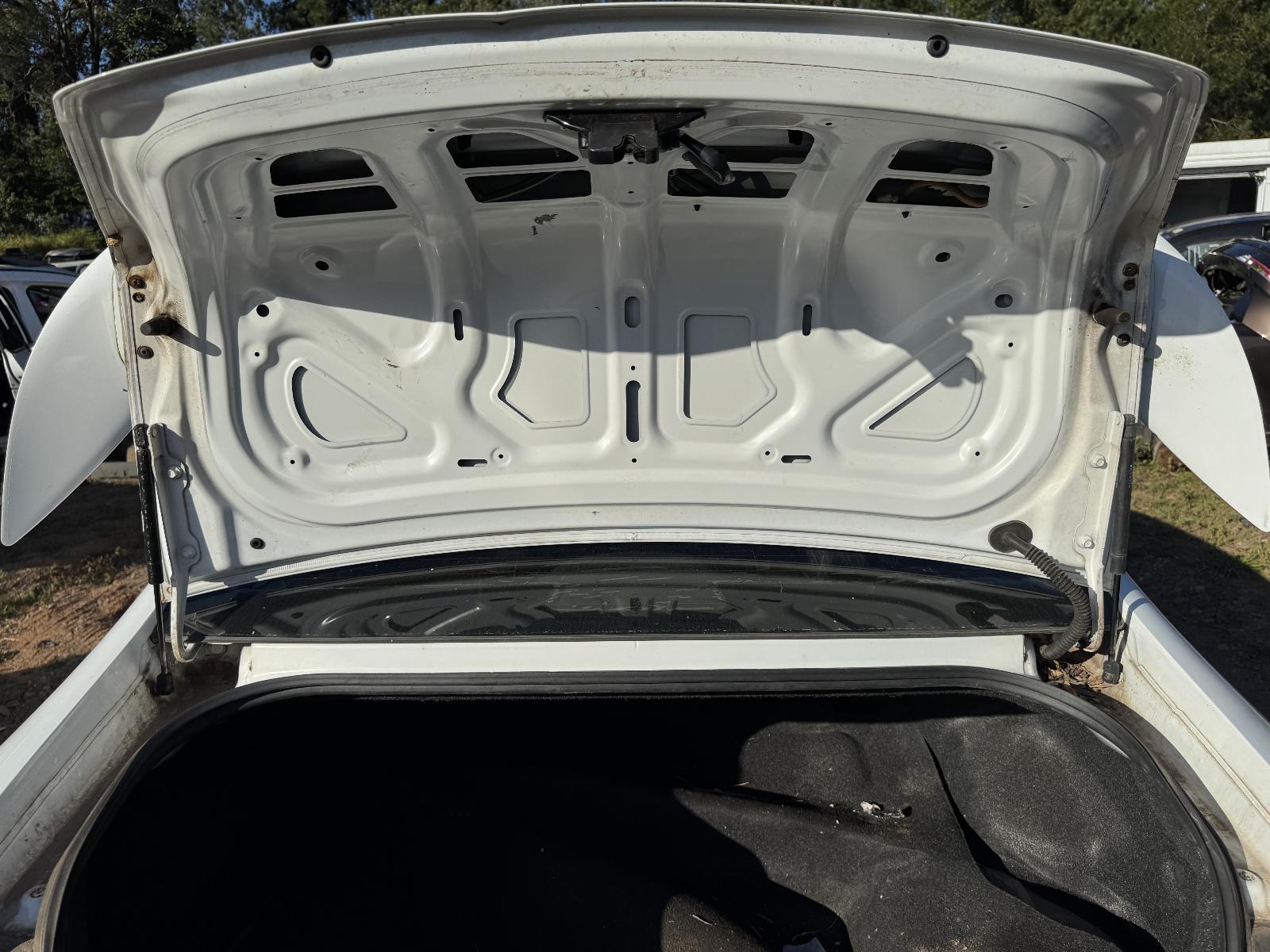 View Auto part Engine FORD FALCON 2011