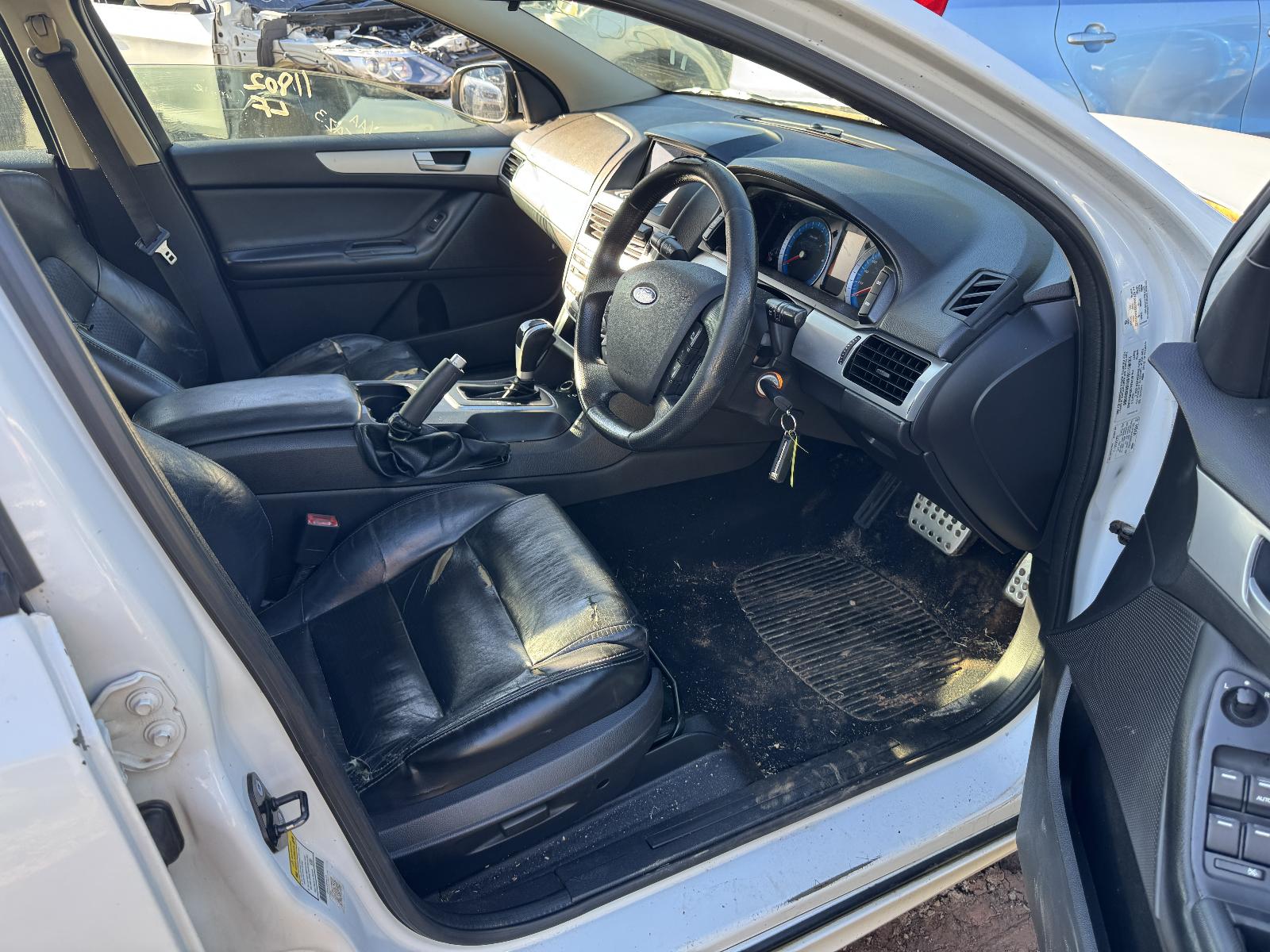 View Auto part Engine FORD FALCON 2011