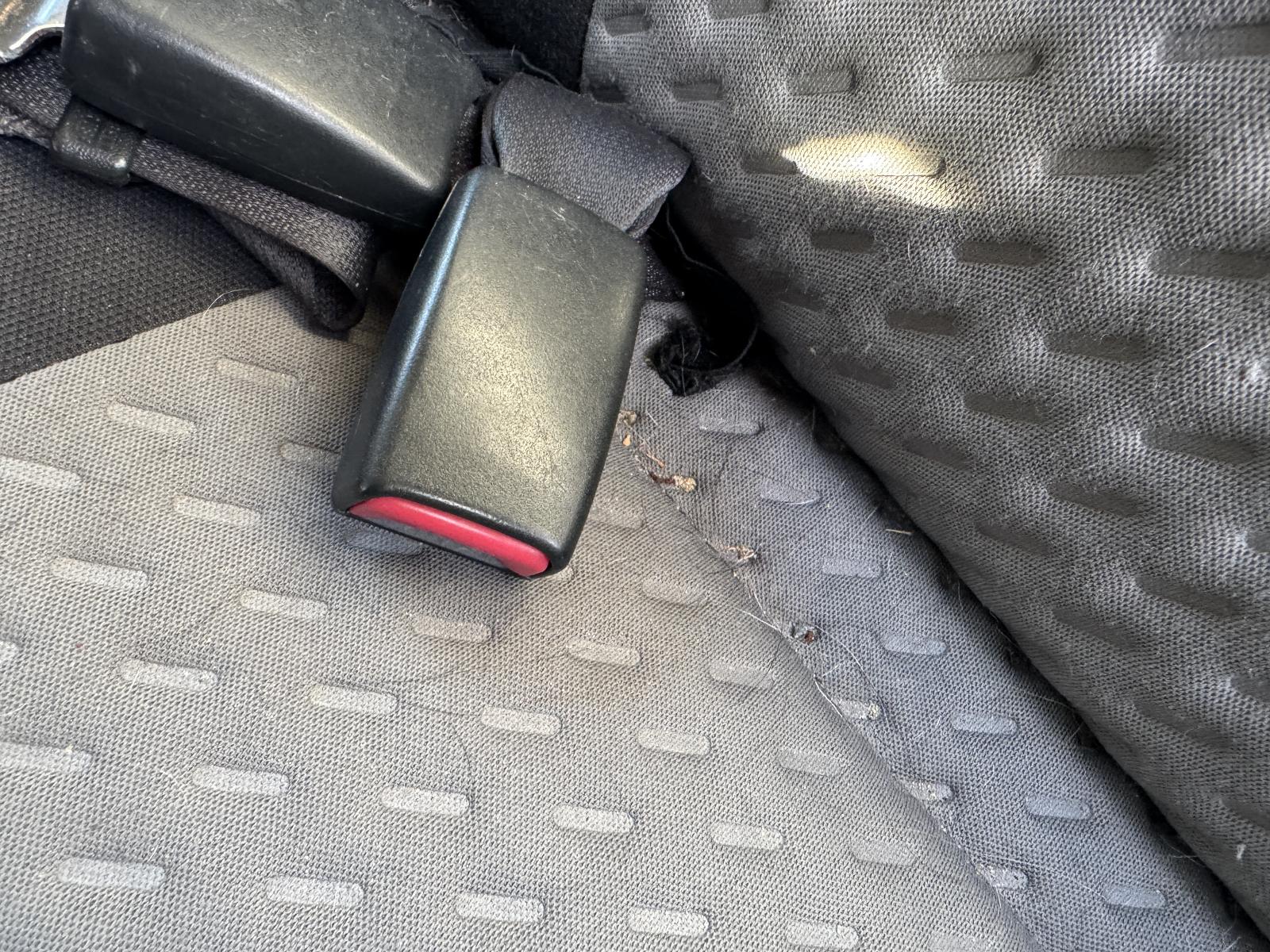 View NISSAN NAVARA 2004 4 Door Utility Breaking