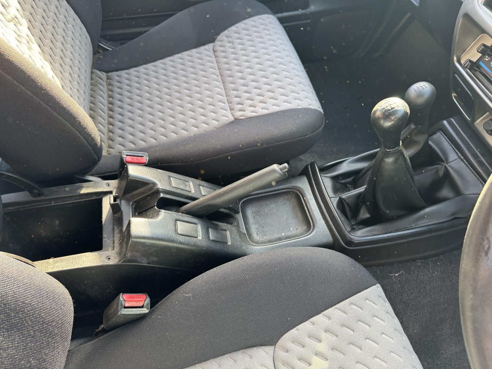 View NISSAN NAVARA 2004 4 Door Utility Breaking