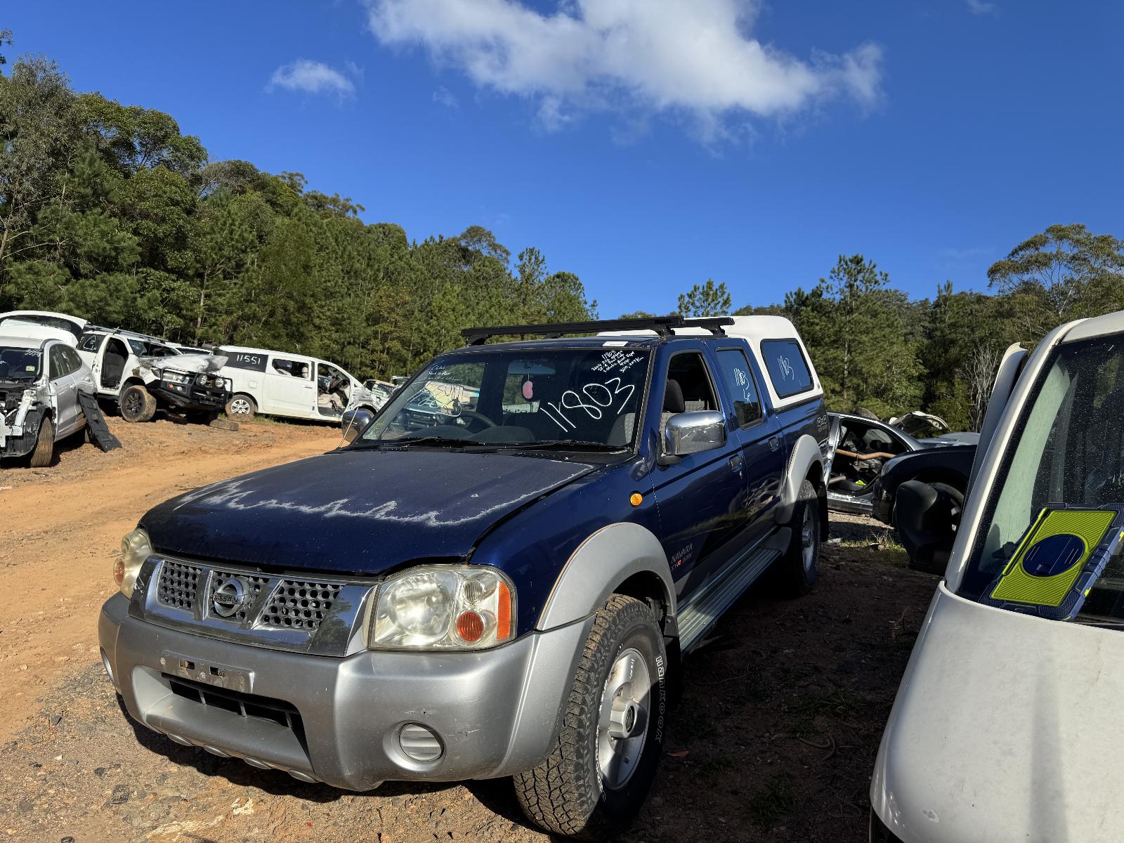 View NISSAN NAVARA 2004 4 Door Utility Breaking