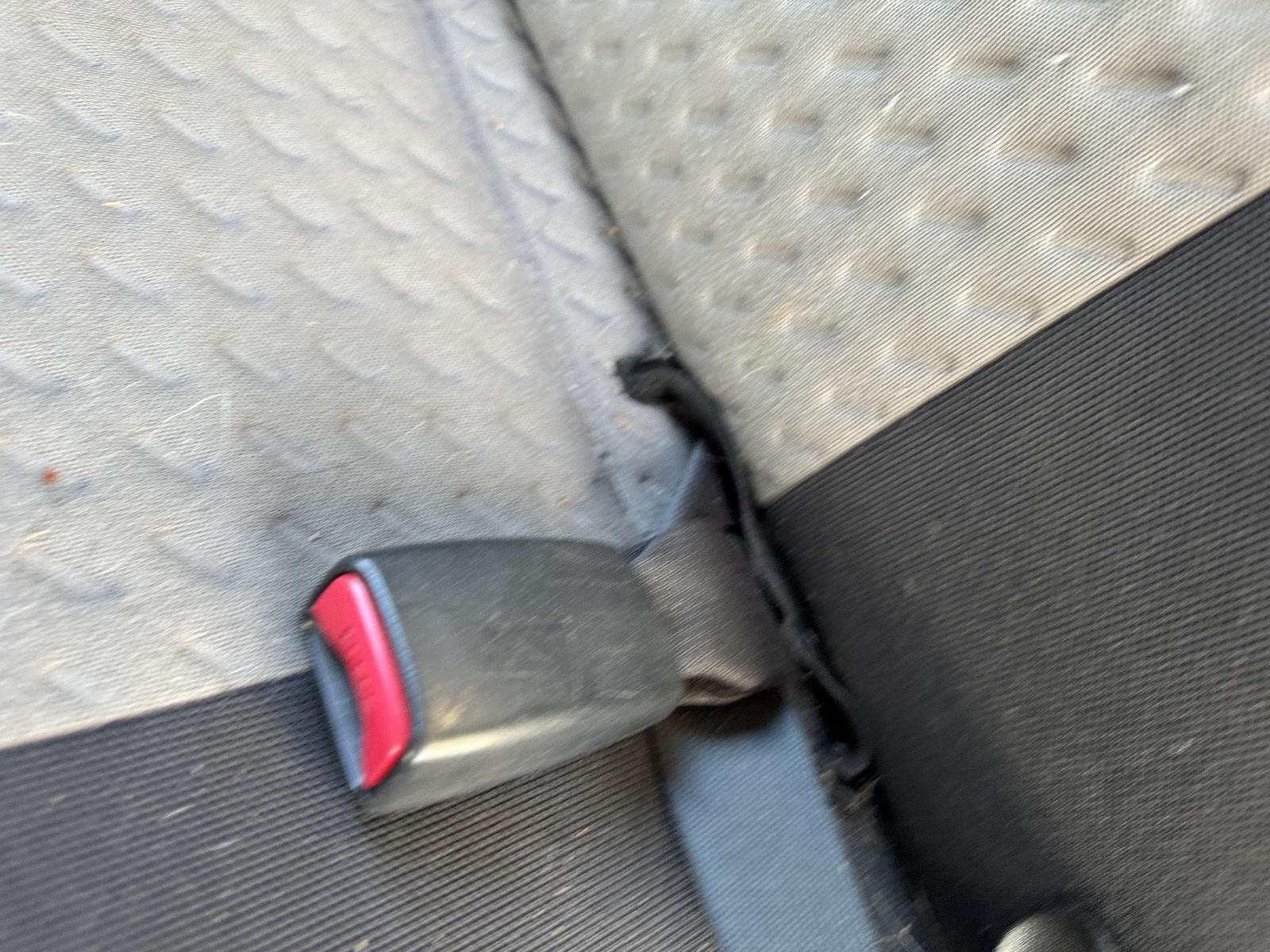 View NISSAN NAVARA 2004 4 Door Utility Breaking