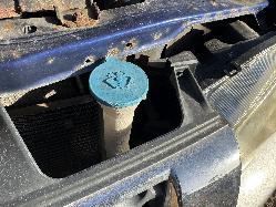 View NISSAN NAVARA 2004 4 Door Utility Breaking