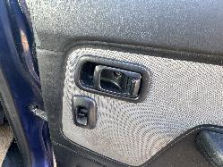 View NISSAN NAVARA 2004 4 Door Utility Breaking