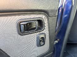View NISSAN NAVARA 2004 4 Door Utility Breaking