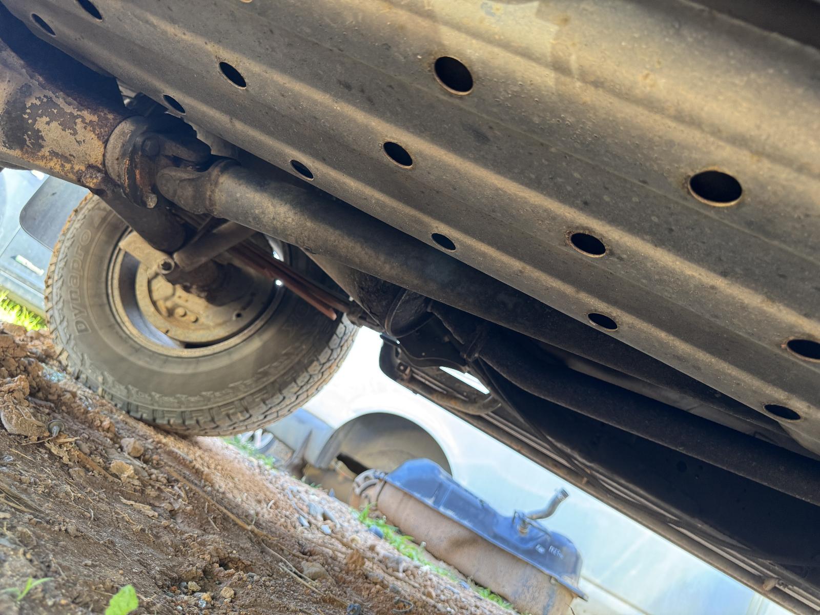 View NISSAN NAVARA 2004 4 Door Utility Breaking