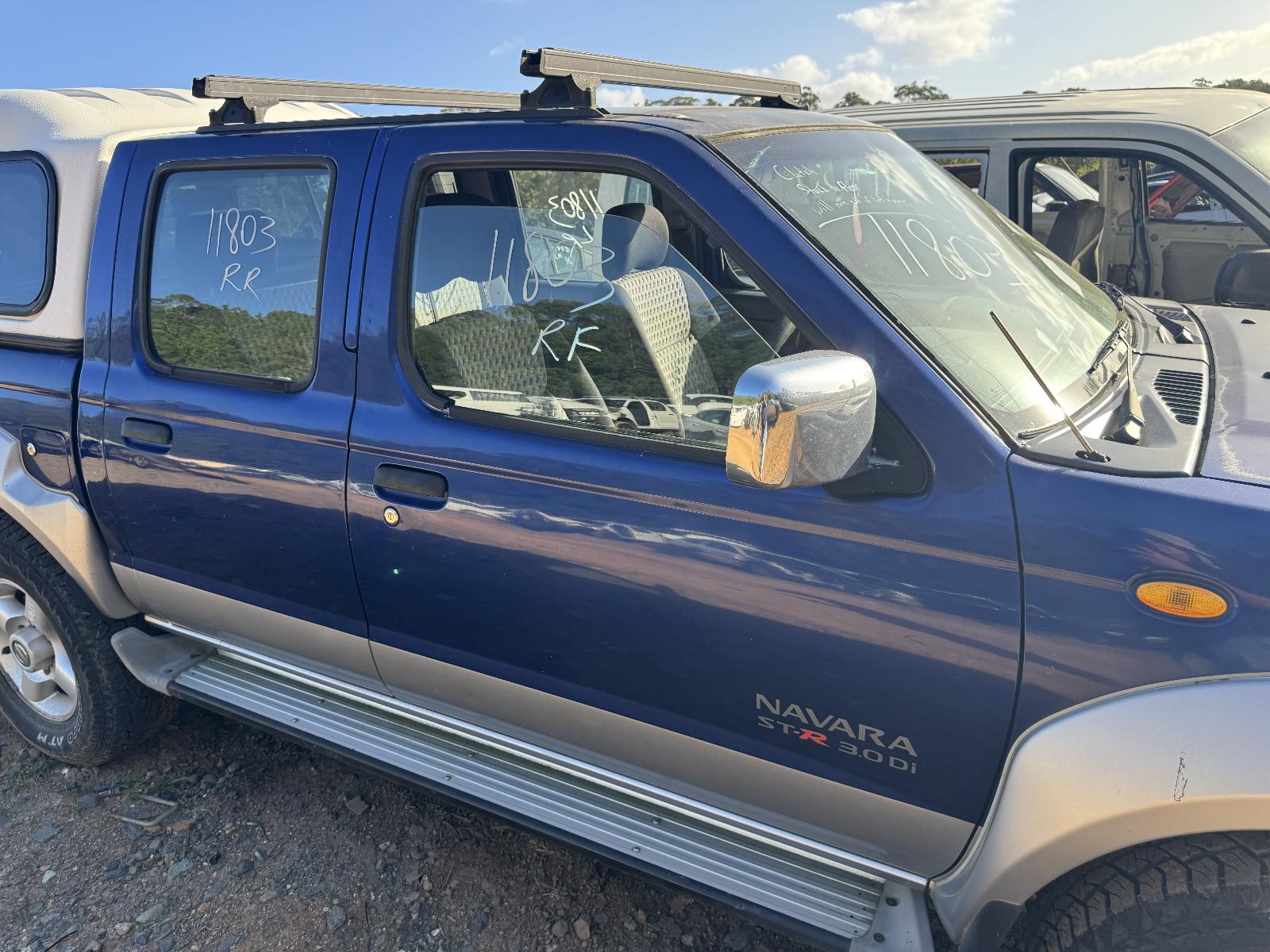 View NISSAN NAVARA 2004 4 Door Utility Breaking