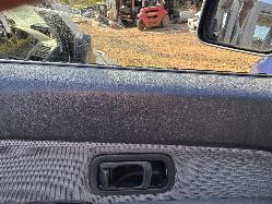 View NISSAN NAVARA 2004 4 Door Utility Breaking