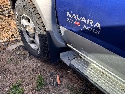 View NISSAN NAVARA 2004 4 Door Utility Breaking