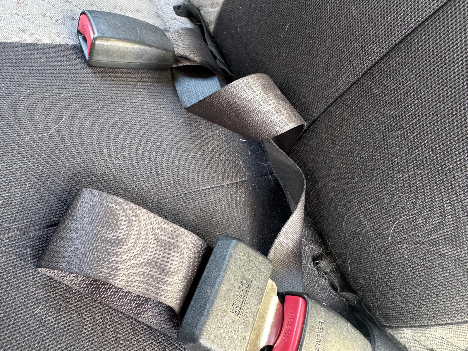 View NISSAN NAVARA 2004 4 Door Utility Breaking
