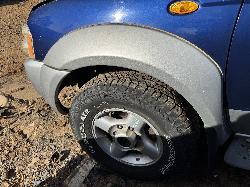 View NISSAN NAVARA 2004 4 Door Utility Breaking