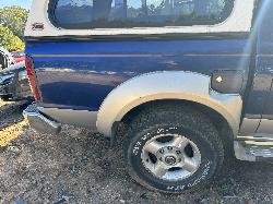 View NISSAN NAVARA 2004 4 Door Utility Breaking