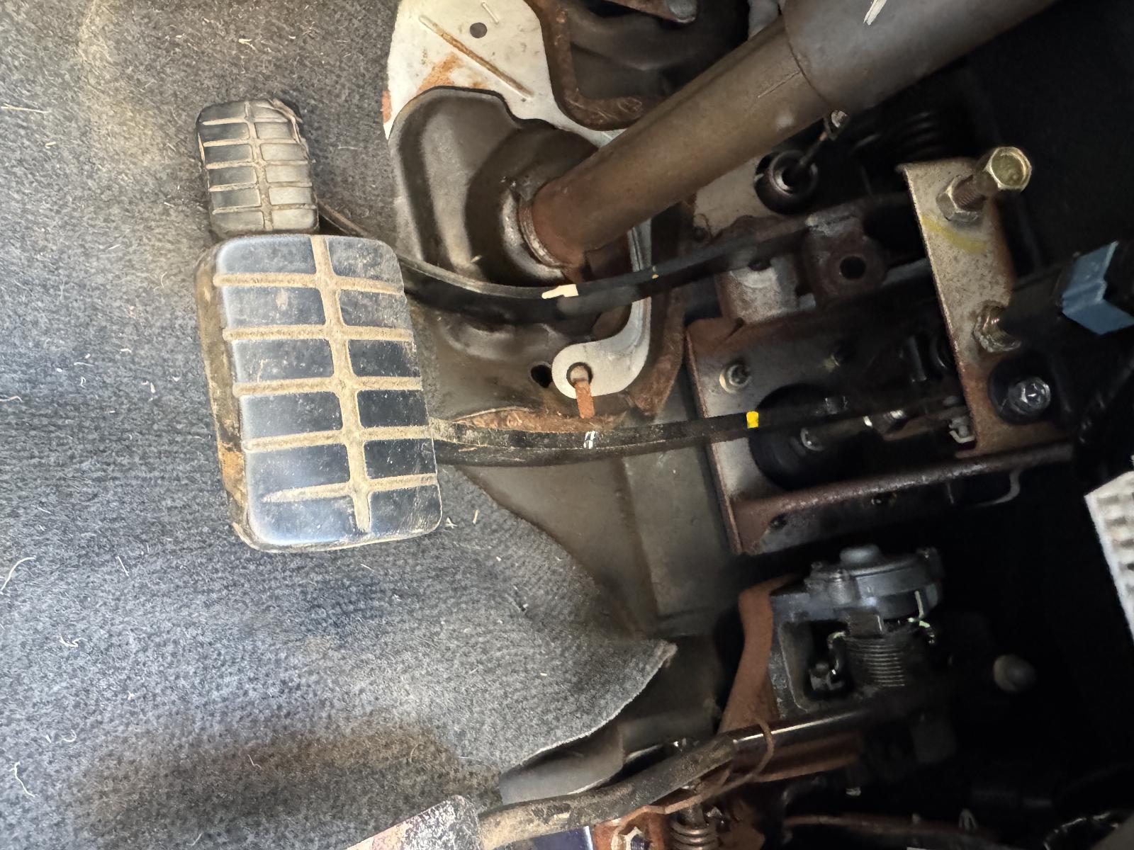 View NISSAN NAVARA 2004 4 Door Utility Breaking