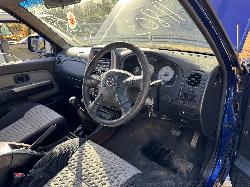 View NISSAN NAVARA 2004 4 Door Utility Breaking
