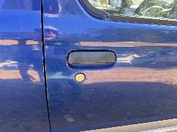 View NISSAN NAVARA 2004 4 Door Utility Breaking