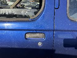View NISSAN NAVARA 2004 4 Door Utility Breaking