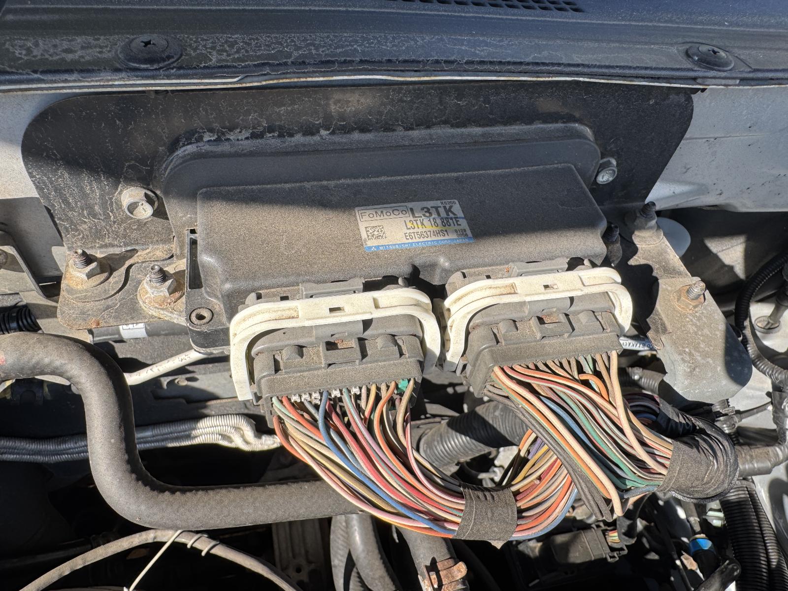 View Auto part Engine FORD ESCAPE 2010