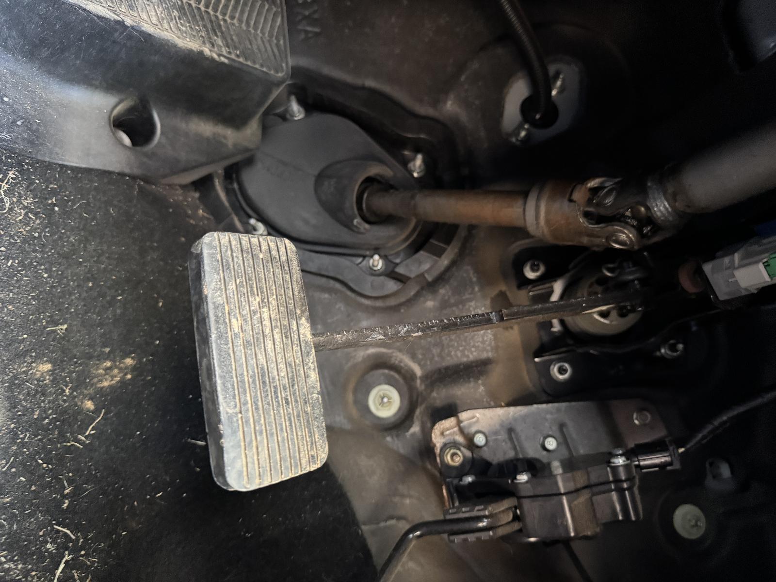 View Auto part Engine FORD ESCAPE 2010