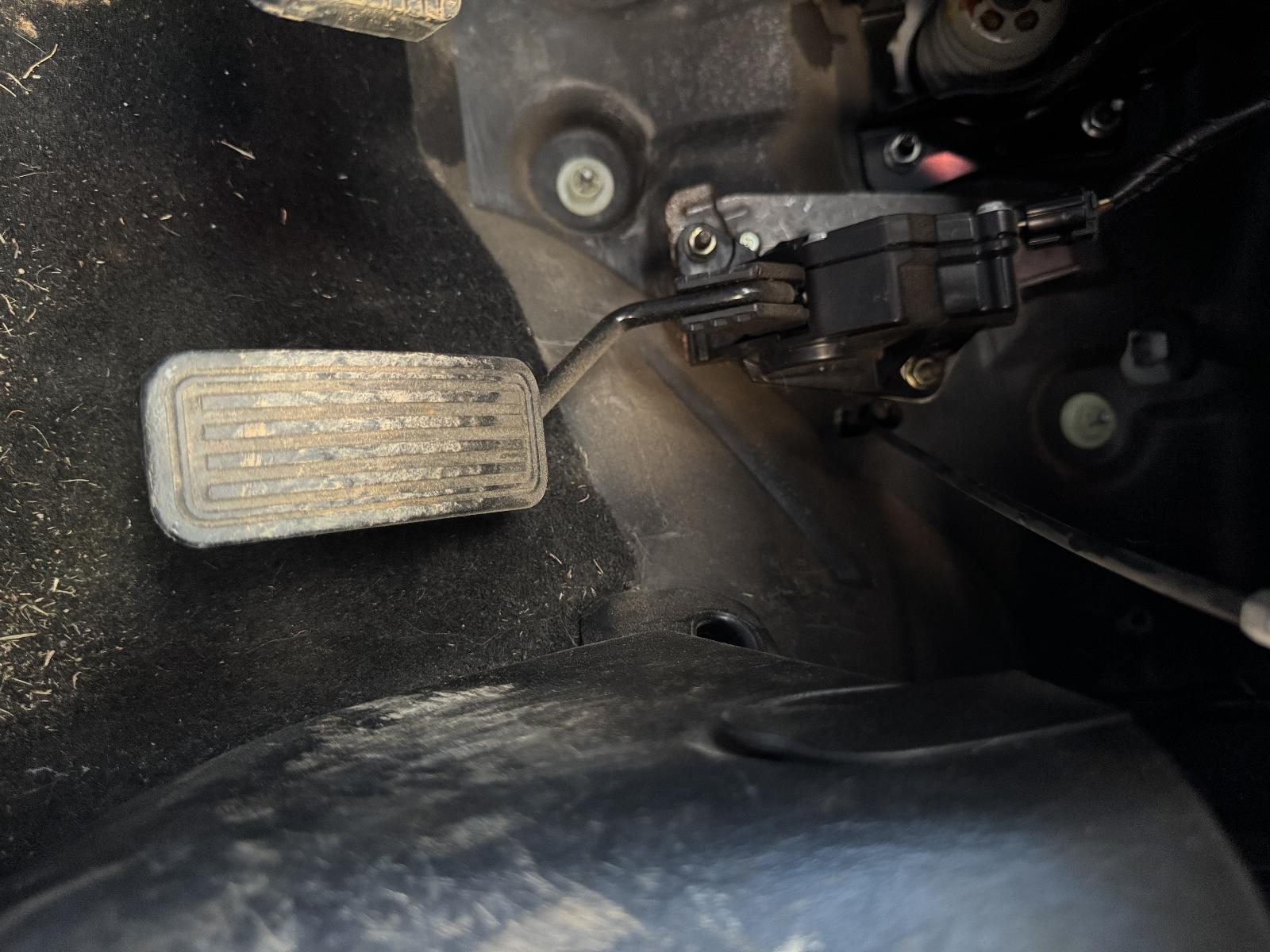 View Auto part Engine FORD ESCAPE 2010