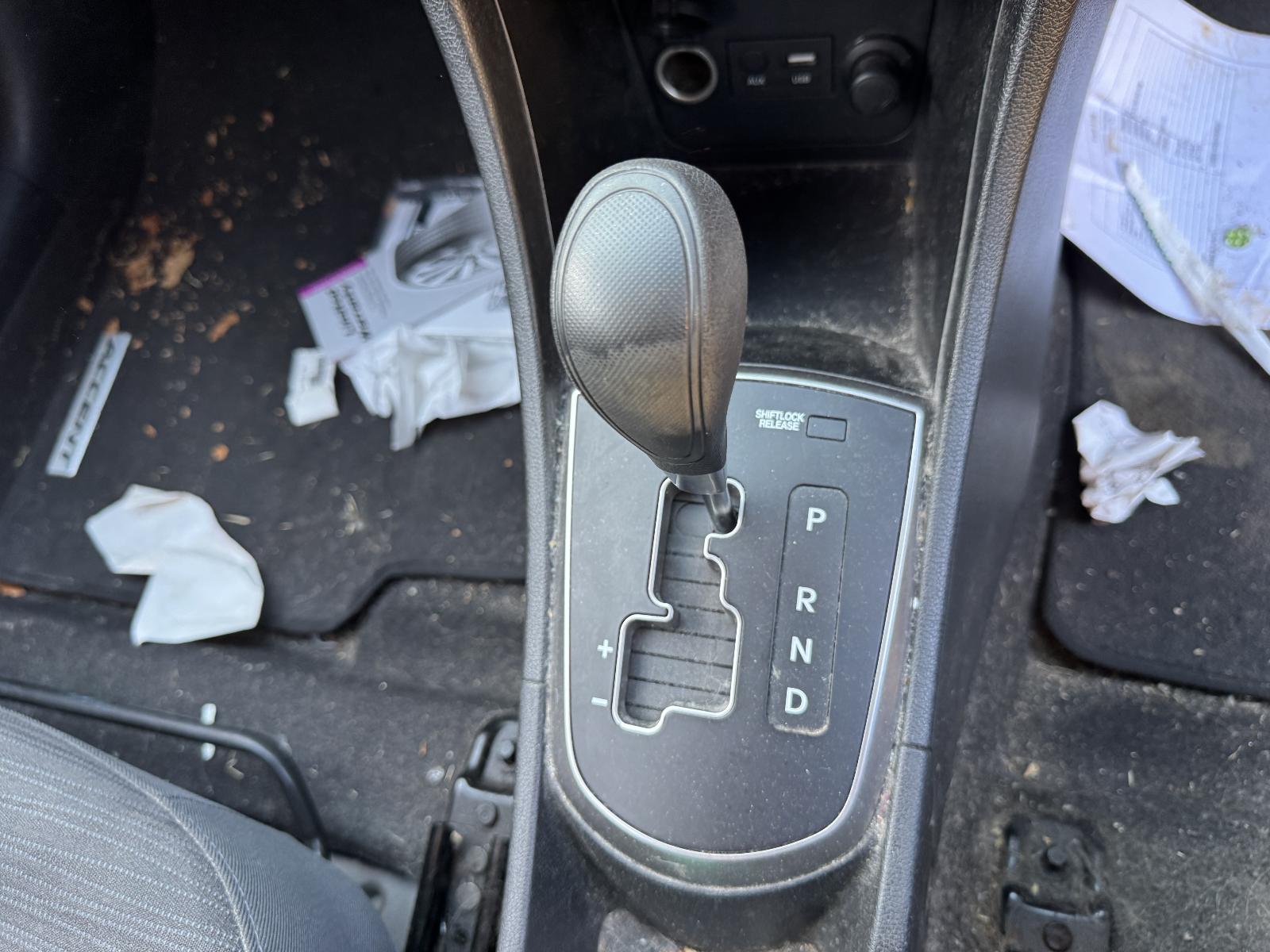View Auto part Engine HYUNDAI ACCENT 2014