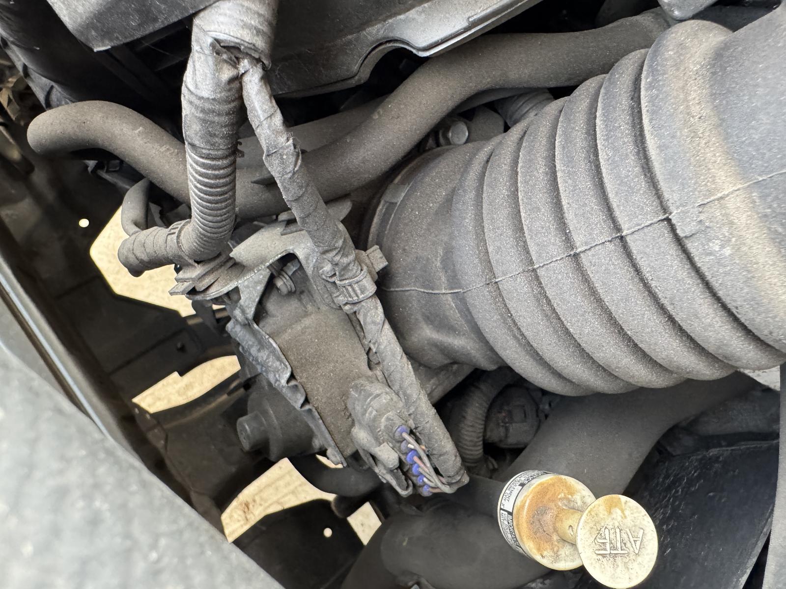 View MITSUBISHI OUTLANDER 2010 5 Door Station Wagon Breaking