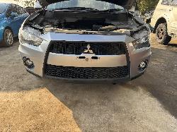View MITSUBISHI OUTLANDER 2010 5 Door Station Wagon Breaking
