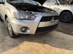 View MITSUBISHI OUTLANDER 2010 5 Door Station Wagon Breaking