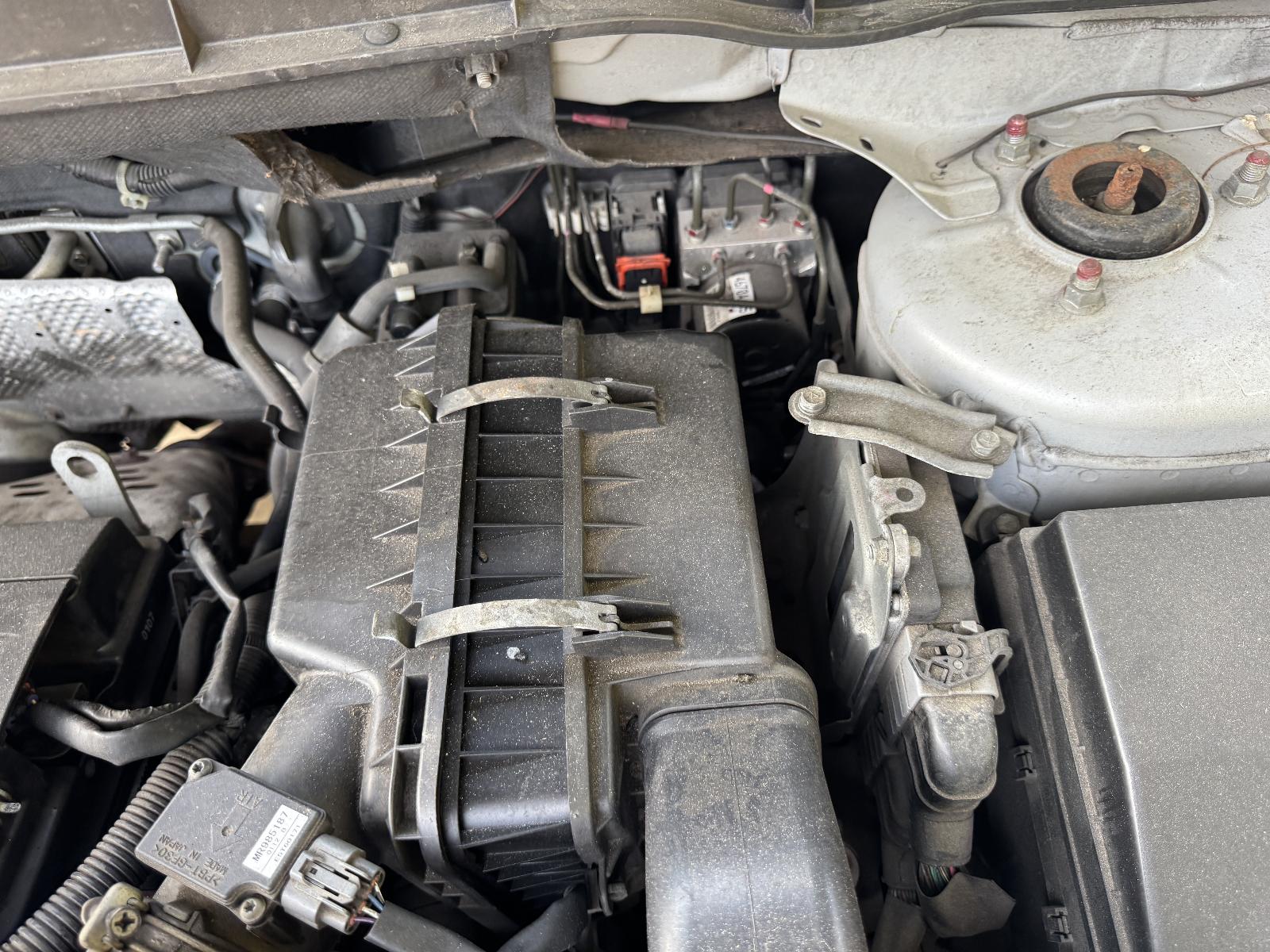 View MITSUBISHI OUTLANDER 2010 5 Door Station Wagon Breaking