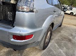 View MITSUBISHI OUTLANDER 2010 5 Door Station Wagon Breaking
