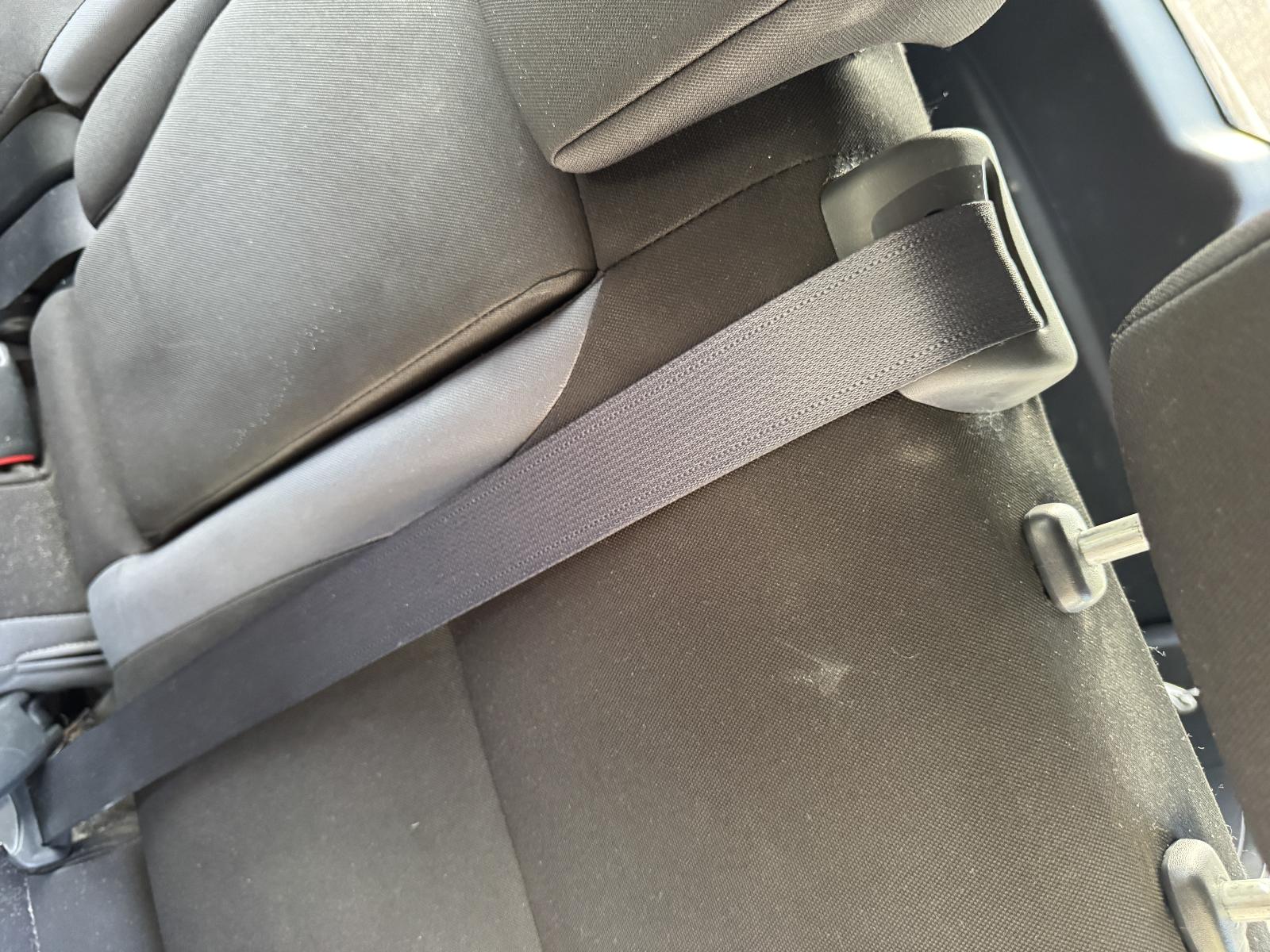 View MITSUBISHI OUTLANDER 2010 5 Door Station Wagon Breaking