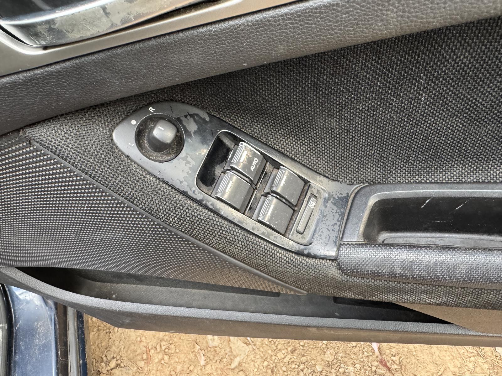 View Auto part Engine FORD FALCON 2012