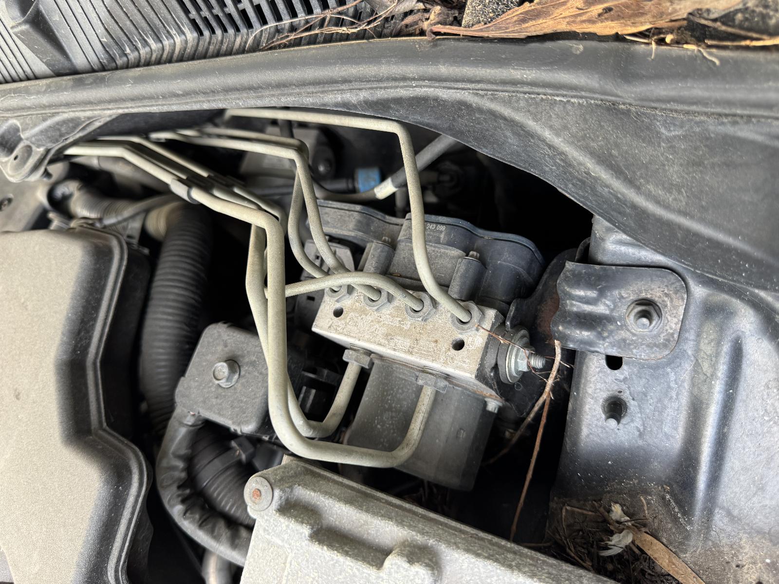 View Auto part Engine FORD FALCON 2012