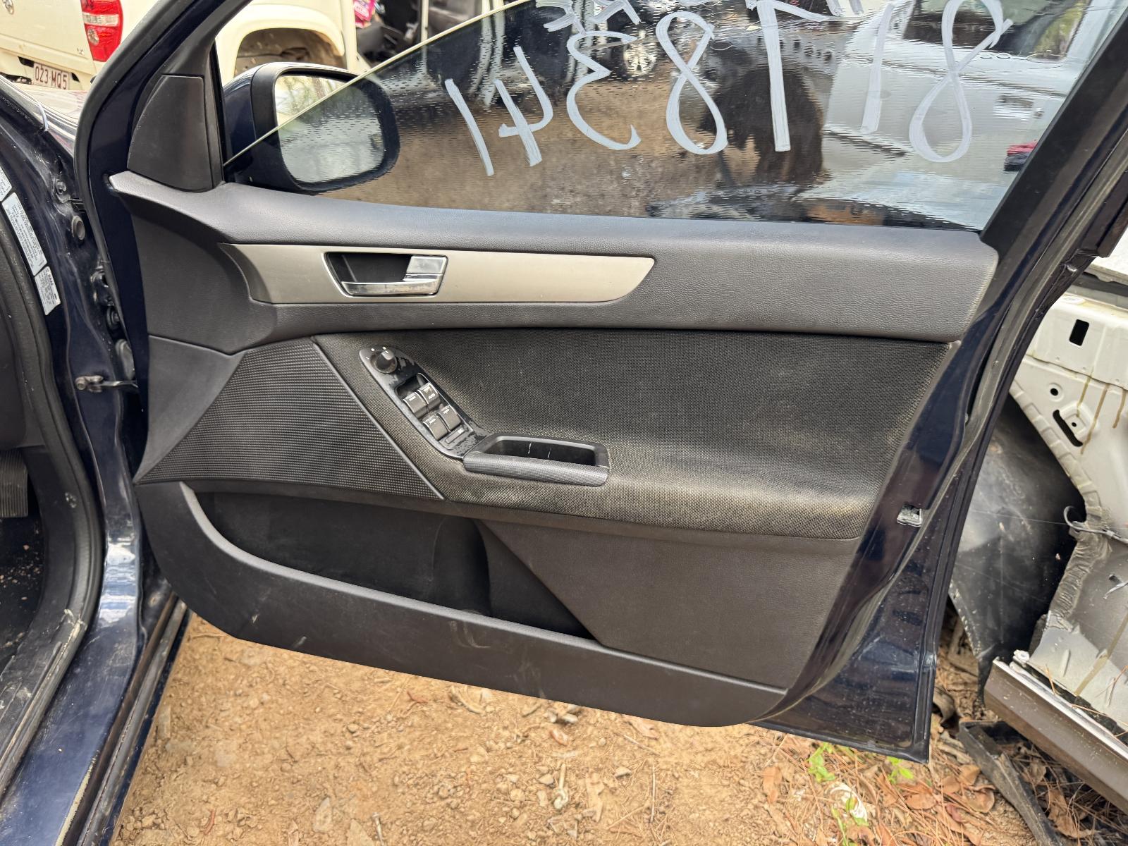 View Auto part Engine FORD FALCON 2012