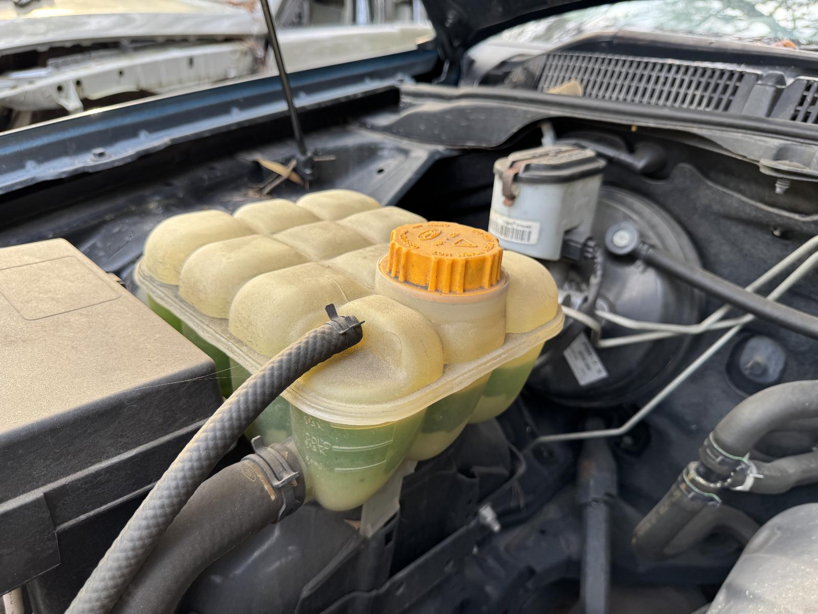 View Auto part Engine FORD FALCON 2012