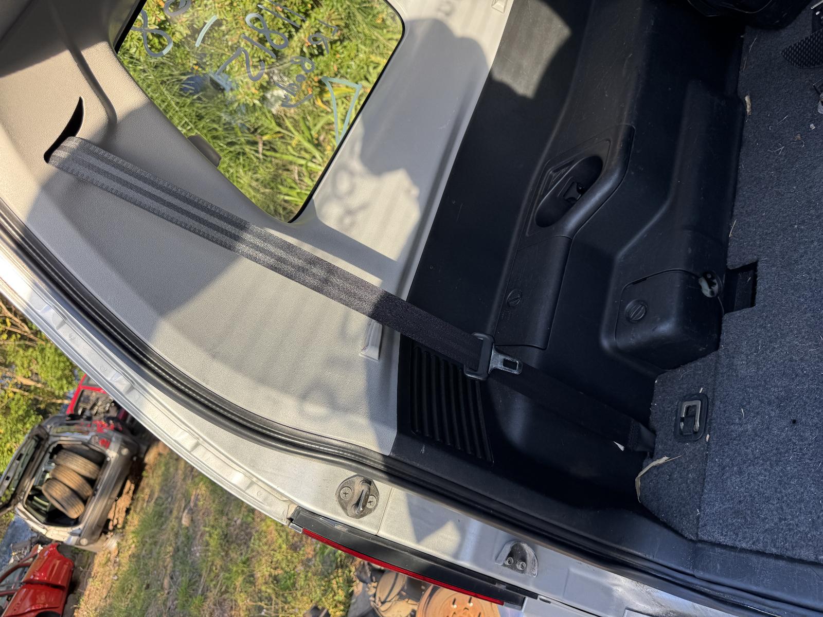 View MITSUBISHI PAJERO 2002 5 Door Station Wagon Breaking