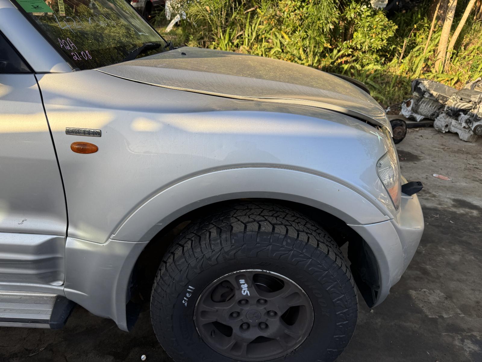 View MITSUBISHI PAJERO 2002 5 Door Station Wagon Breaking
