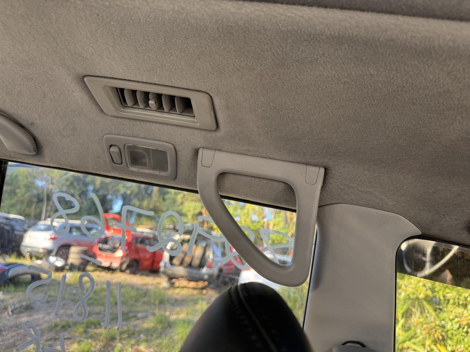 View MITSUBISHI PAJERO 2002 5 Door Station Wagon Breaking